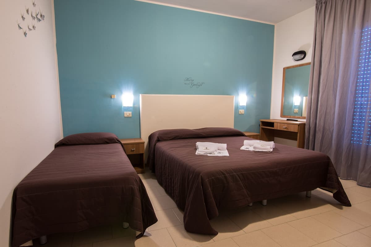 In-room safe, desk, cribs (surcharge), rollaway beds (surcharge)