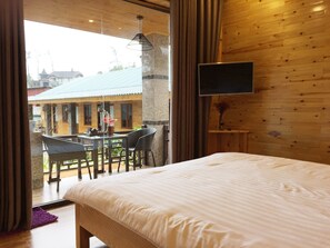 King Room, Garden View | In-room safe, desk, iron/ironing board, free WiFi - Sapa Garden Resort (Sa Pa)