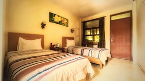 Desk, free WiFi, bed sheets