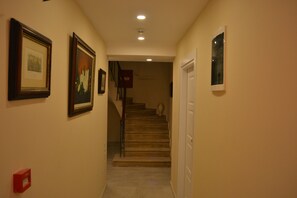 Se ofrece un desayuno bufé (5.00 EUR por persona)