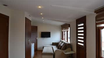 Double Room, Balcony, Sea View | Living area | Flat-screen TV