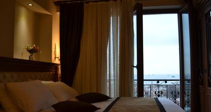 Seven Days Hotel