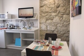 In-room dining - Archinuè Suite & Apartments (Syracuse)