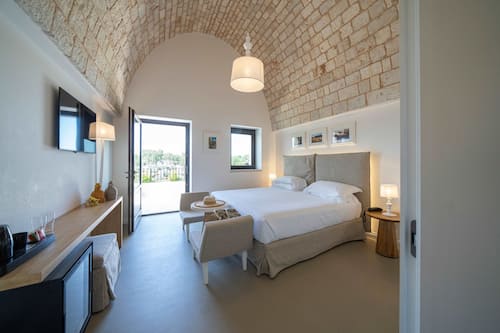 Biancheria da letto di alta qualità, minibar, una cassaforte in camera