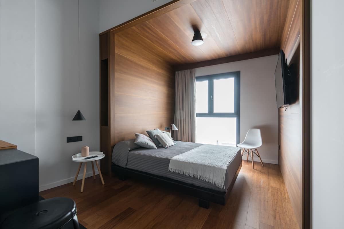 Deluxe Room | 1 bilik tidur, peralatan tempat tidur hipoalergenik