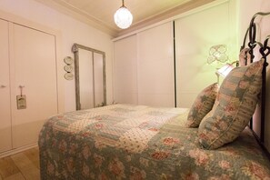 2 habitaciones, tabla de planchar con plancha y wifi gratis 