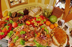 Breakfast, lunch and dinner served - SPA Hotel Gloria (Przemysl)