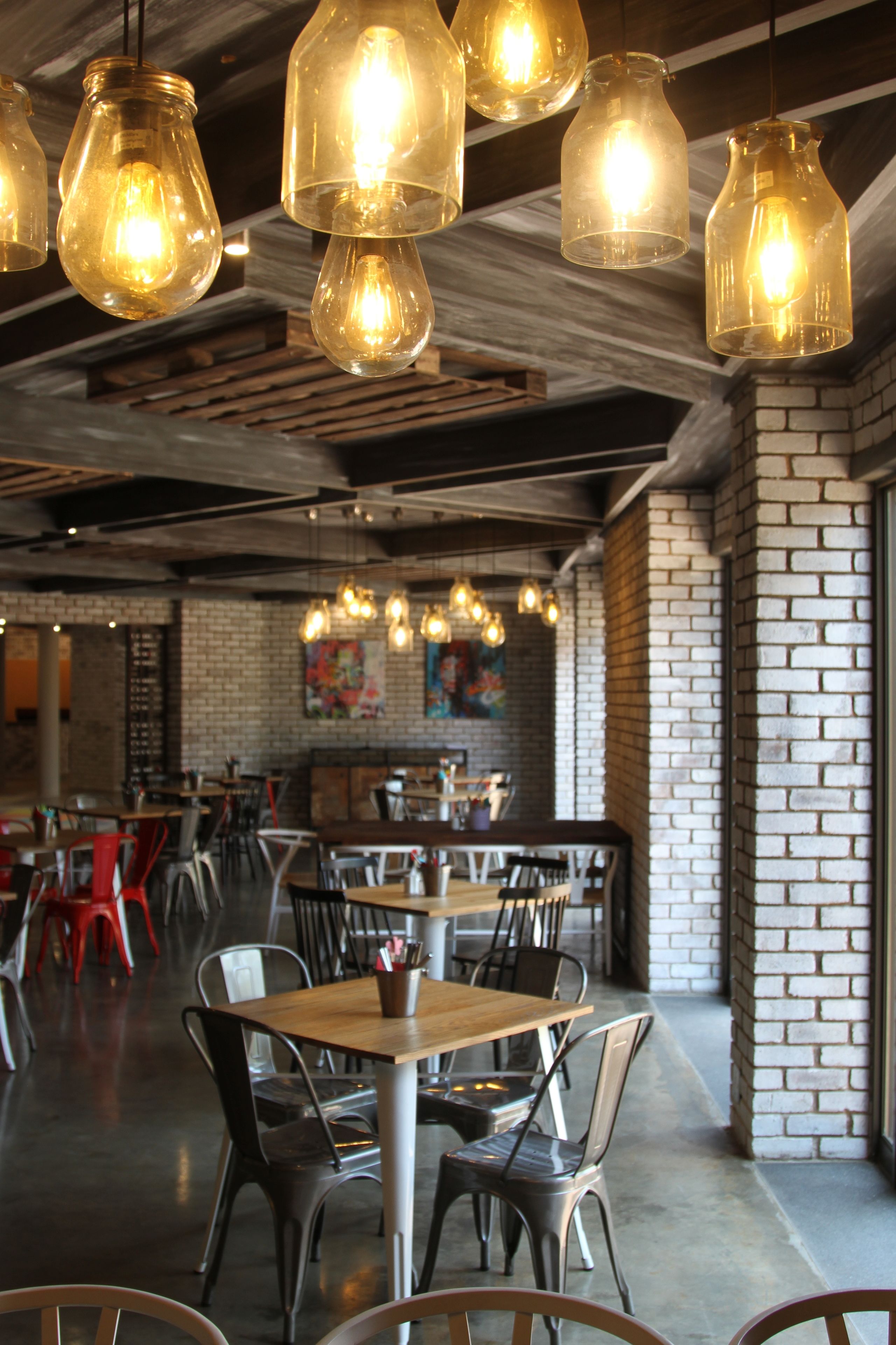 breakfast, lunch, dinner served; local and international cuisine