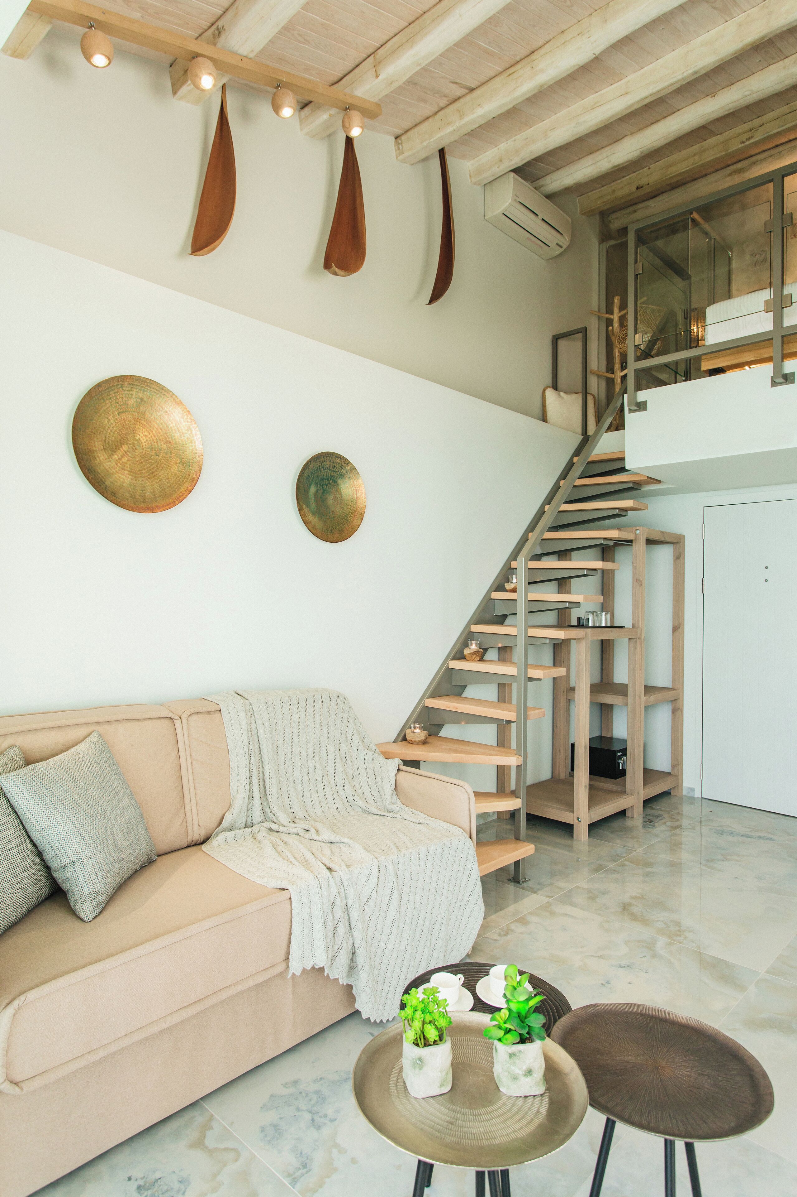 duplex, jetted tub, sea view | 1 bedroom, free minibar, in-room safe, desk