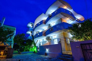 Front of property – evening/night - White Villa (Xylokastro-Evrostina)