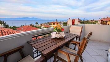 Grand Apartment | Terrace/patio