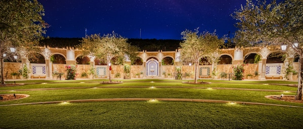 Building design - Europa Village Wineries and Resort (Temecula)