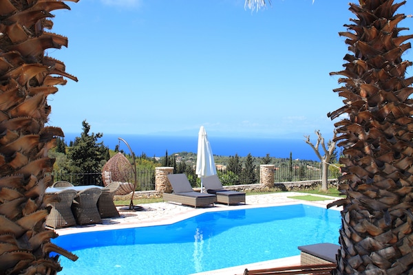 Family Villa, 3 Bedrooms, Private Pool, Sea View (Thanasis) | Living area | 39-inch flat-screen TV with satellite channels, TV