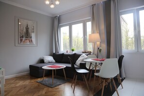 Interior - ASKI Hoża Apartment (Warsaw)