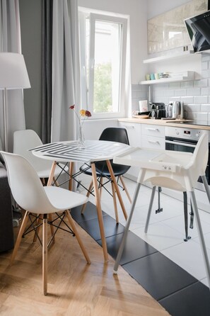 Private kitchen - ASKI Hoża Apartment (Warsaw)