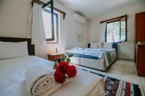 Familien-Dreibettzimmer | Hochwertige Bettwaren, Minibar, kostenloses WLAN