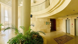 Interior entrance - Royal King David Apartment (Netanya)