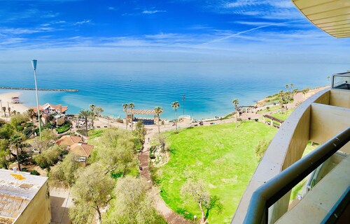 Royal King David Apartment