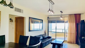 Royal Apartment, 3 Bedrooms | Living area - Royal King David Apartment (Netanya)