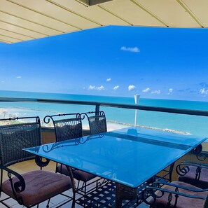 Appartement royal, 3 chambres | Vue sur la plage ou l’océan