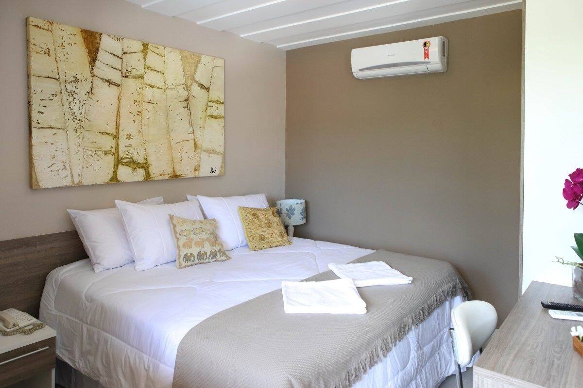 Suite superior, 1 cama King size | Frigobar