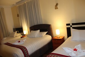 Triple Room with Private Bathroom - Cultural House (Cusco)