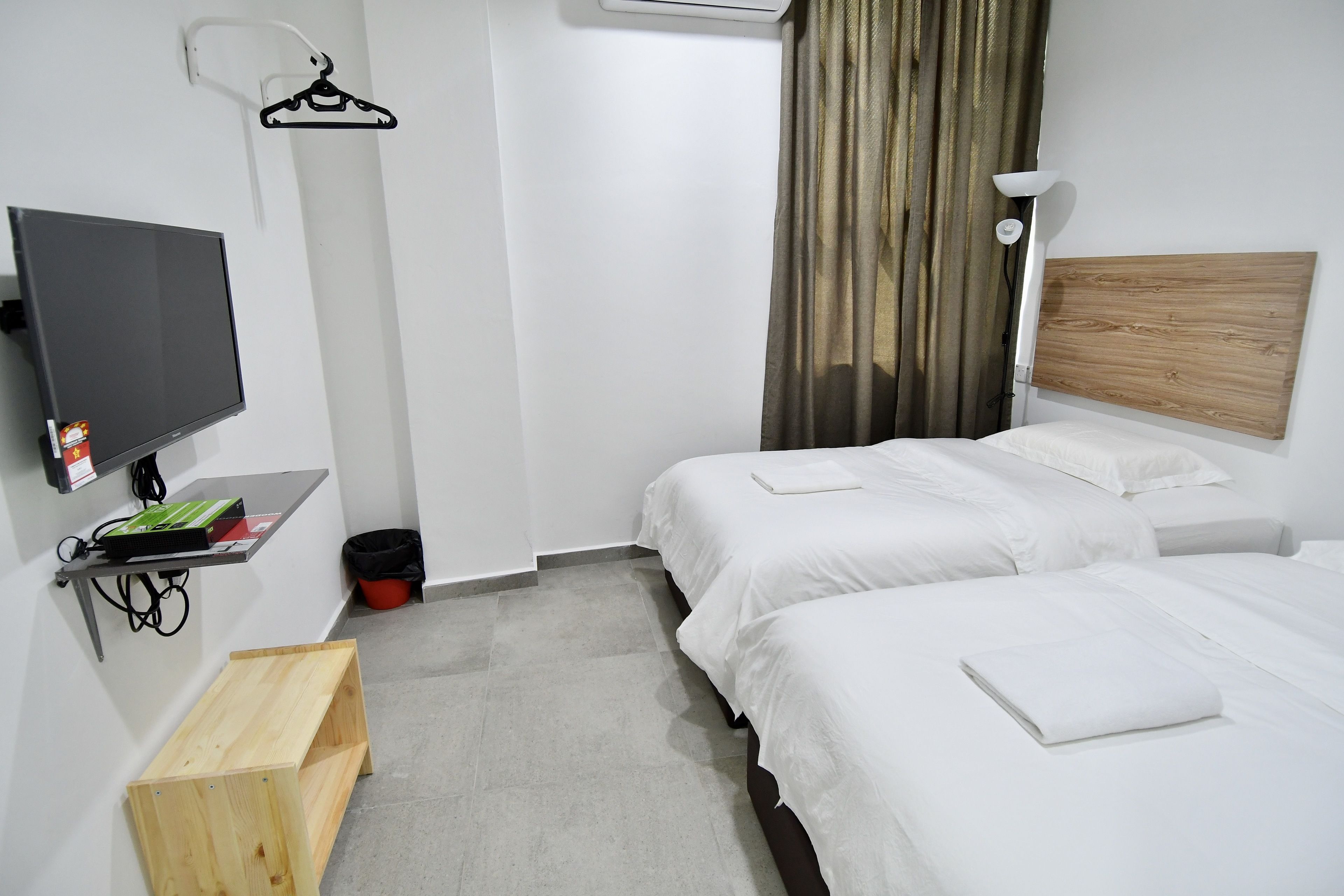 deluxe twin room, 2 bedrooms, mountain view | premium bedding, desk, iron/ironing board, free wifi
