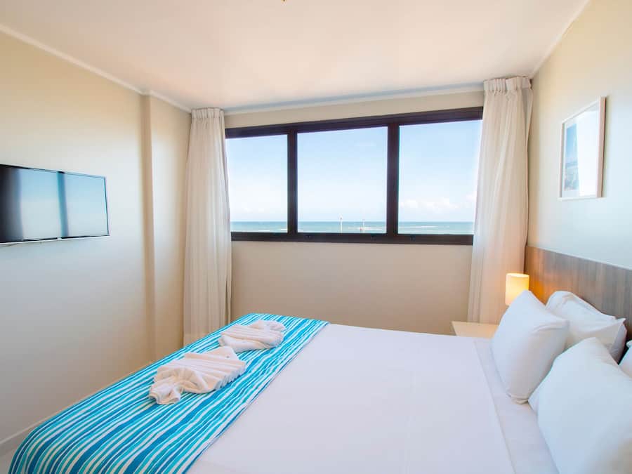 Minibar, in-room safe, desk, free WiFi