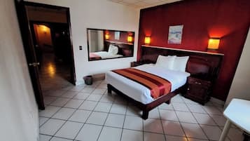 Iron/ironing board, free WiFi, bed sheets