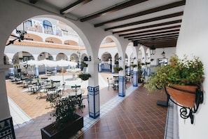 Restaurant - Ona Beverly Hills Heights (Arona)