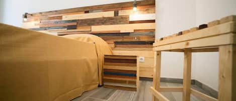 Design kamer | Luxe beddengoed, individueel gedecoreerd, individueel gemeubileerd