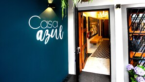 Property entrance - Casa Azul (Lima)
