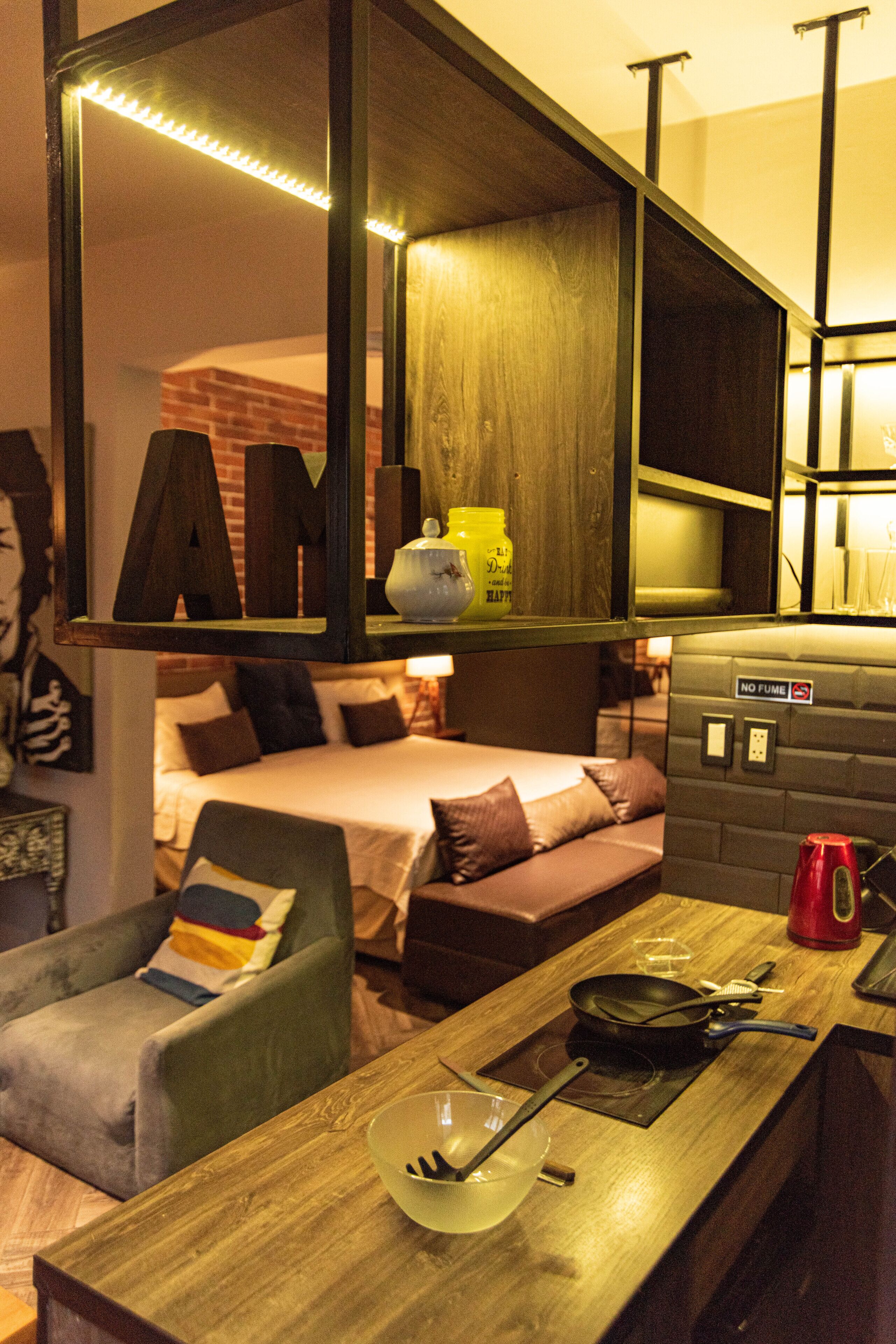 deluxe room | private kitchen | mini-fridge, coffee/tea maker, electric kettle, paper towels