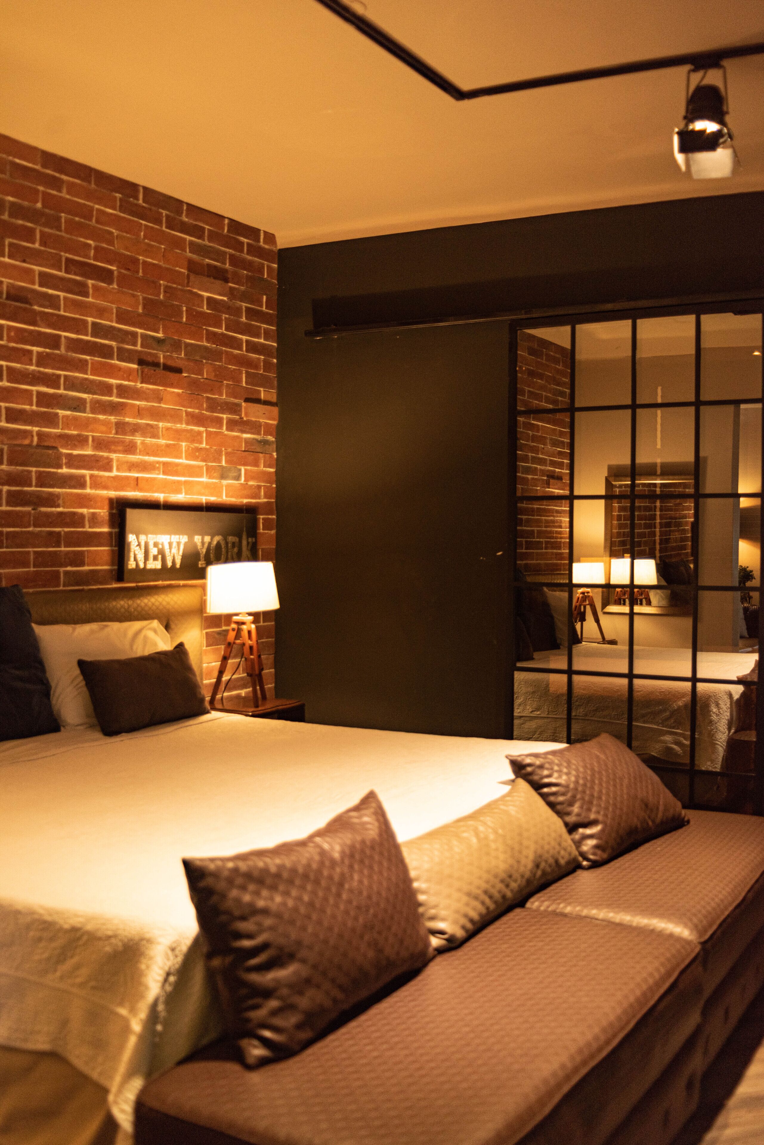 DELUXE ROOM | 1 間睡房、防敏寢具、獨特設計、獨特裝修
