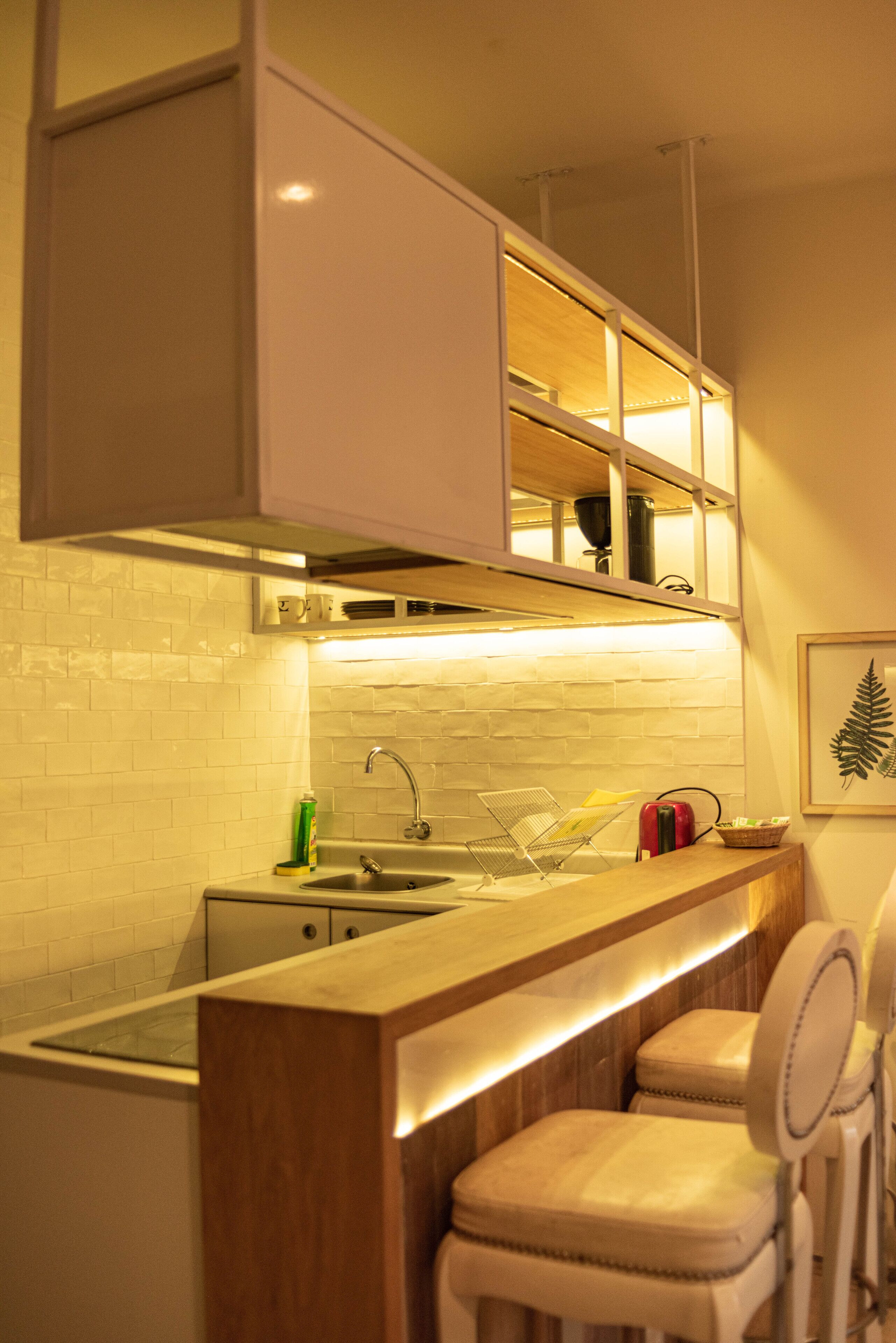 eco suite | private kitchen | mini-fridge, coffee/tea maker, electric kettle, paper towels
