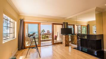 Luxury Condo, 3 Bedrooms, Ocean View | Living area | Flat-screen TV, fireplace