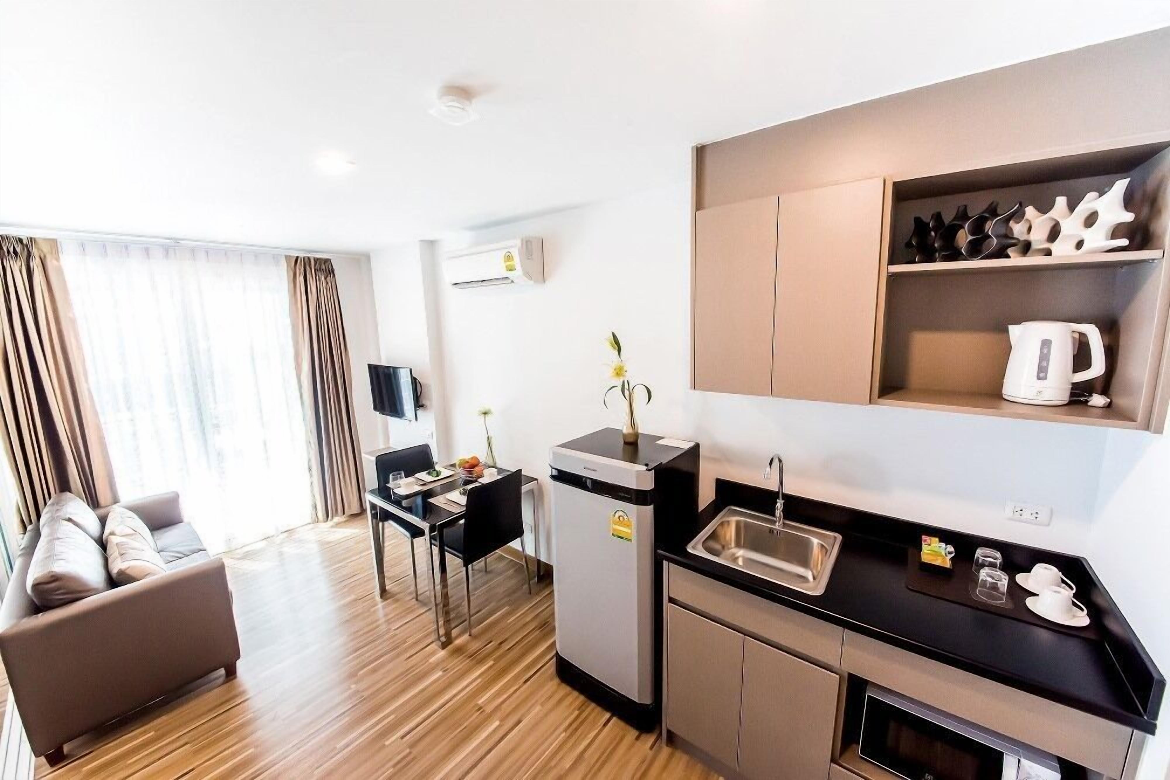 Private kitchenette