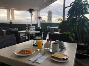 Desayuno