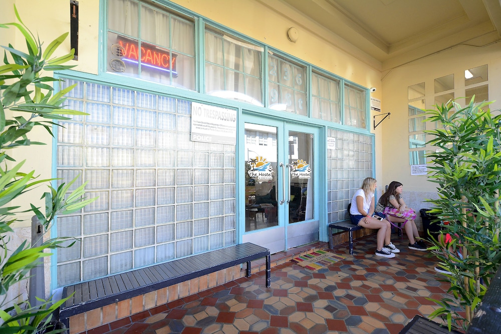 South Beach Rooms and Hostel by null