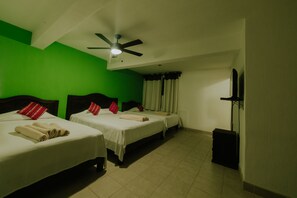 Individually furnished, desk, free cots/infant beds, rollaway beds - Chiapas Hotel Express San Fernando (San Fernando)
