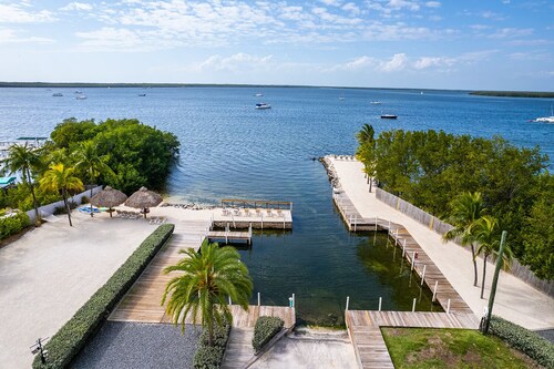 Dolphin Point Villas