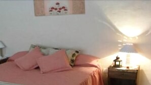 Kabin (1) | 1 kamar tidur, seprai premium, dan tempat tidur bayi gratis