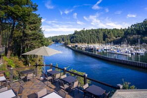 View from property - Noyo Harbor Inn Restaurant and Tavern (Fort Bragg)