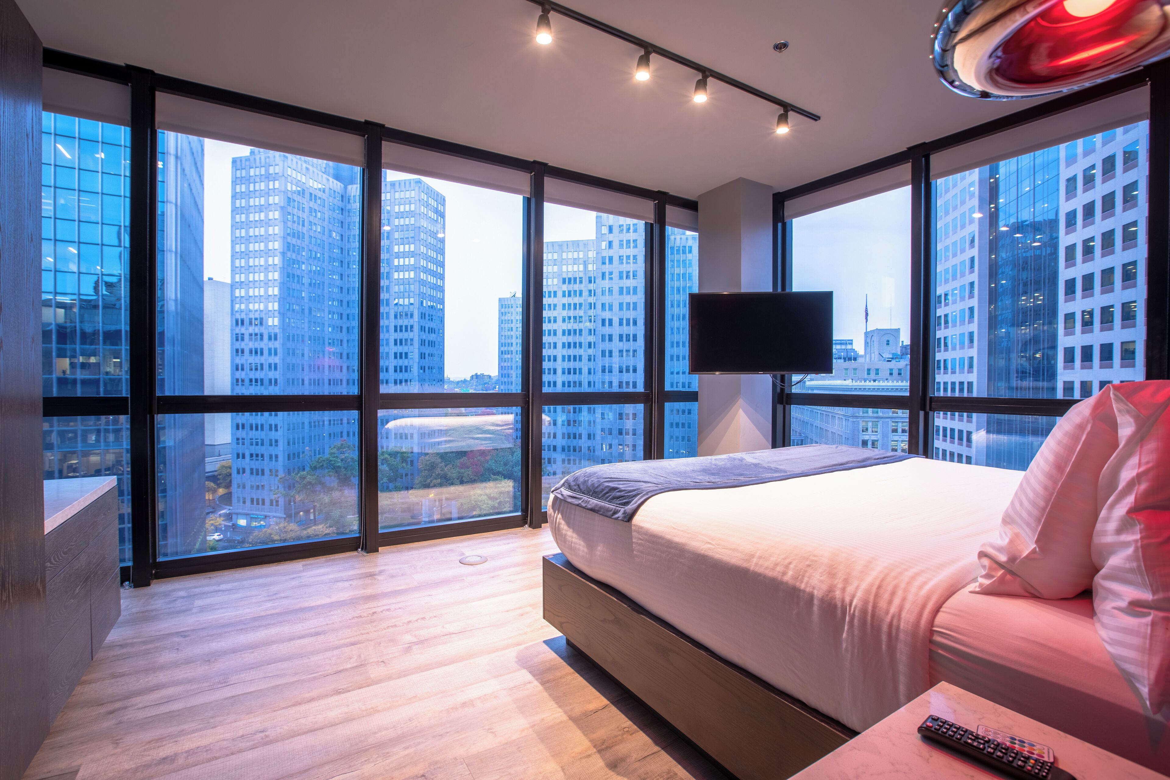 2 bedroom suite | city view