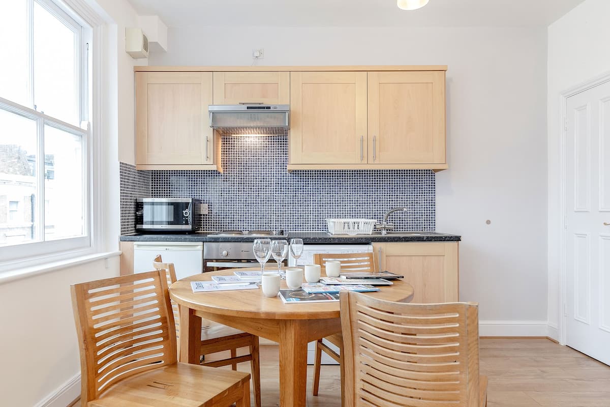 Family Studio | Private kitchenette