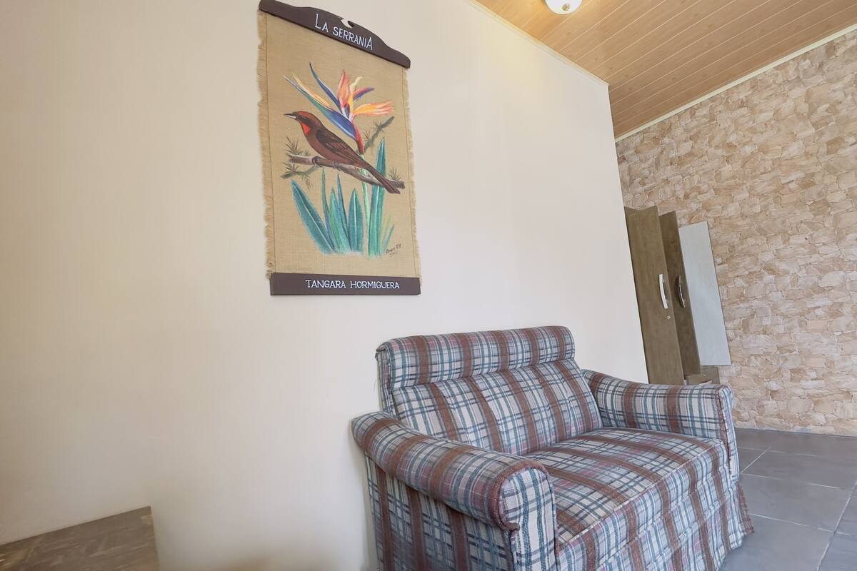 Habitación triple junior | Ropa de cama hipoalergénica, edredones de plumas, cortinas opacas
