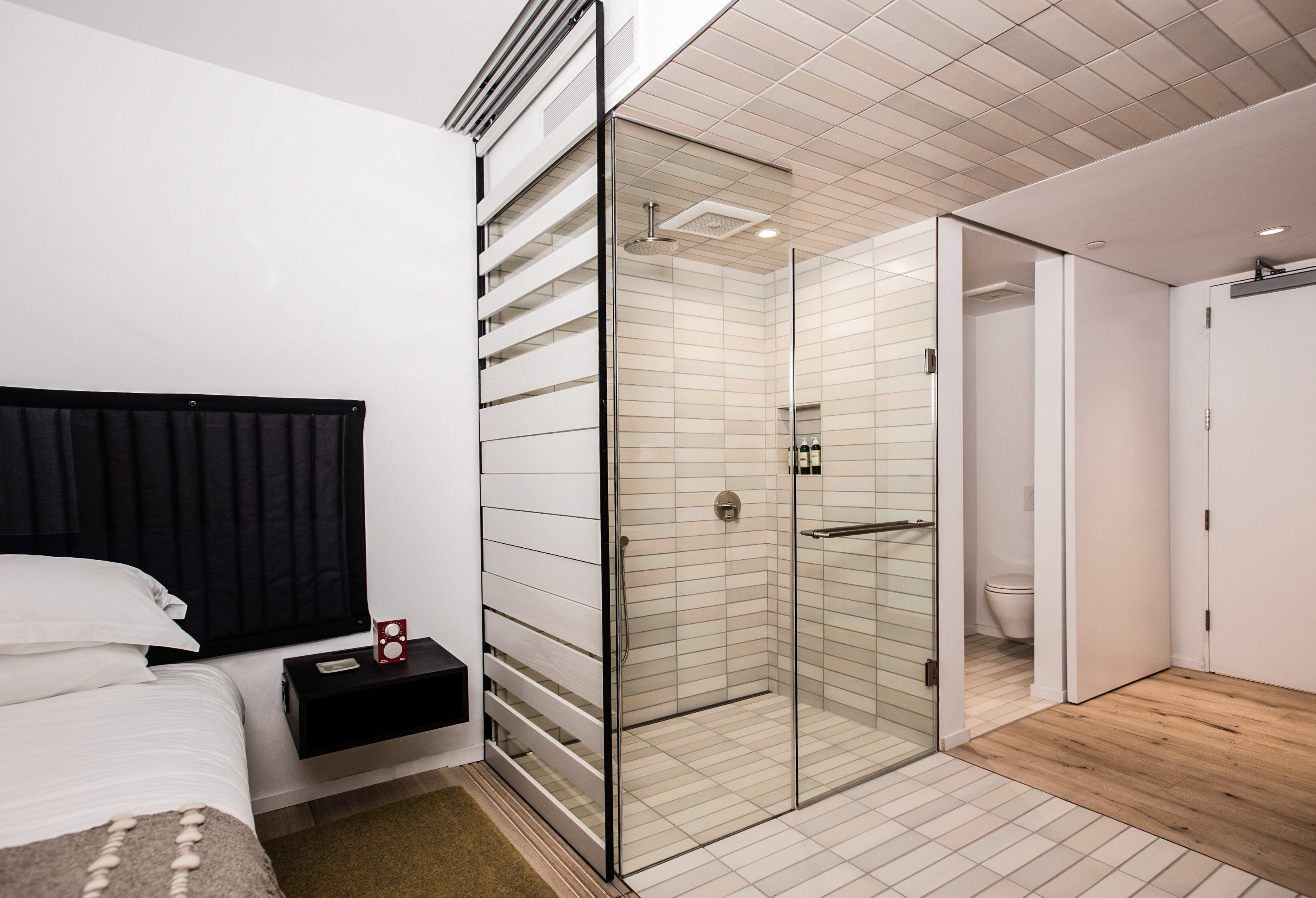 minibar, in-room safe, free cots/infant beds, bed sheets