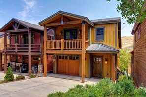 Exterior - Abode at Quit N' Time, private hot tub, Old Town, steps to Main Street (Park City)