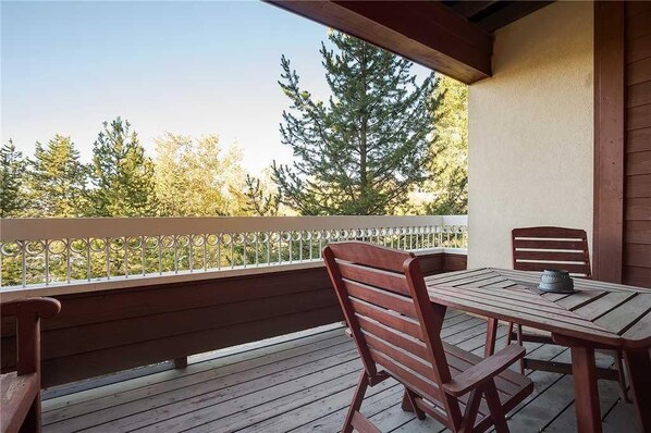 Condo, Multiple Beds (2205 Timberline Lodge, Trappeur's Cro) | Balcony