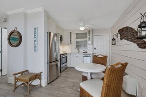 Imagen sin descripción, 2 de 42, botón